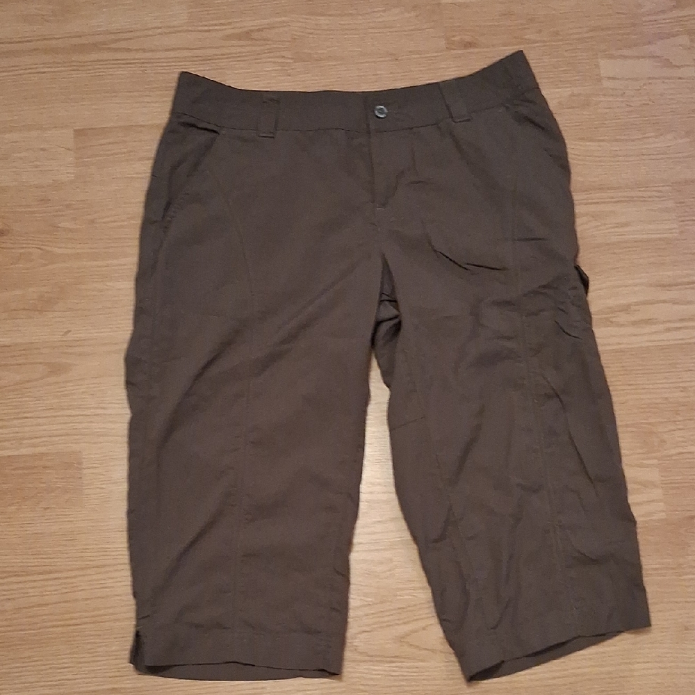 Columbia Women's Brown Cargo Capris